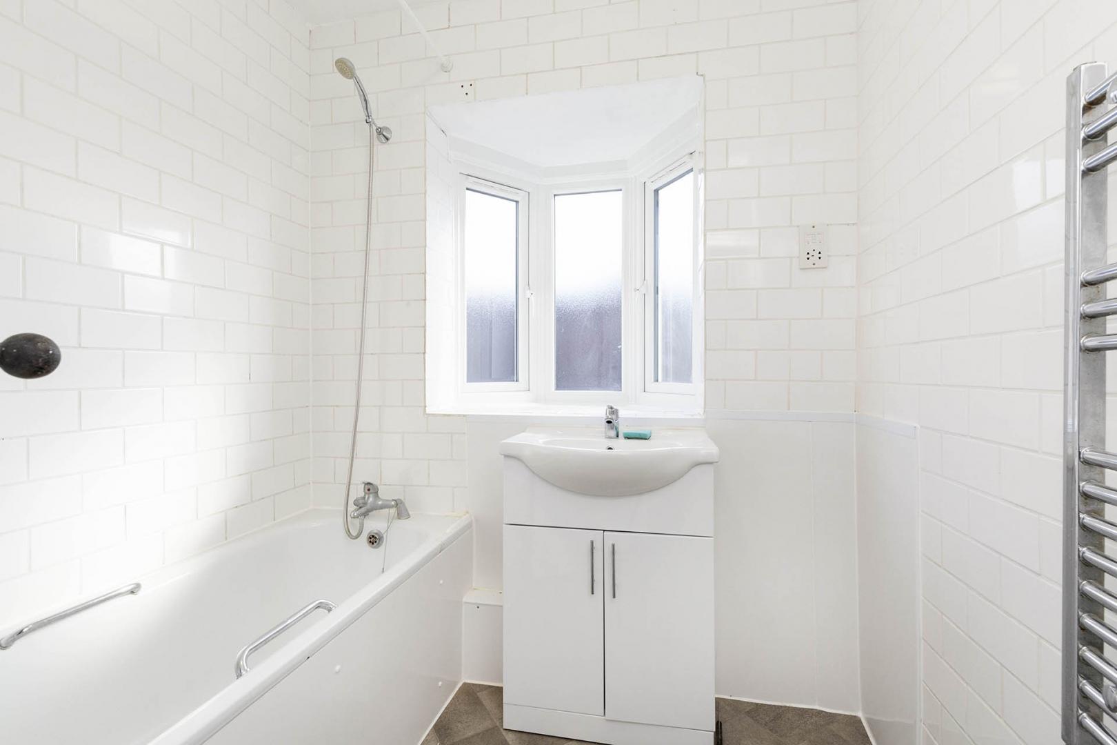 Shared Accomodation Burnley Road, Dollis Hill